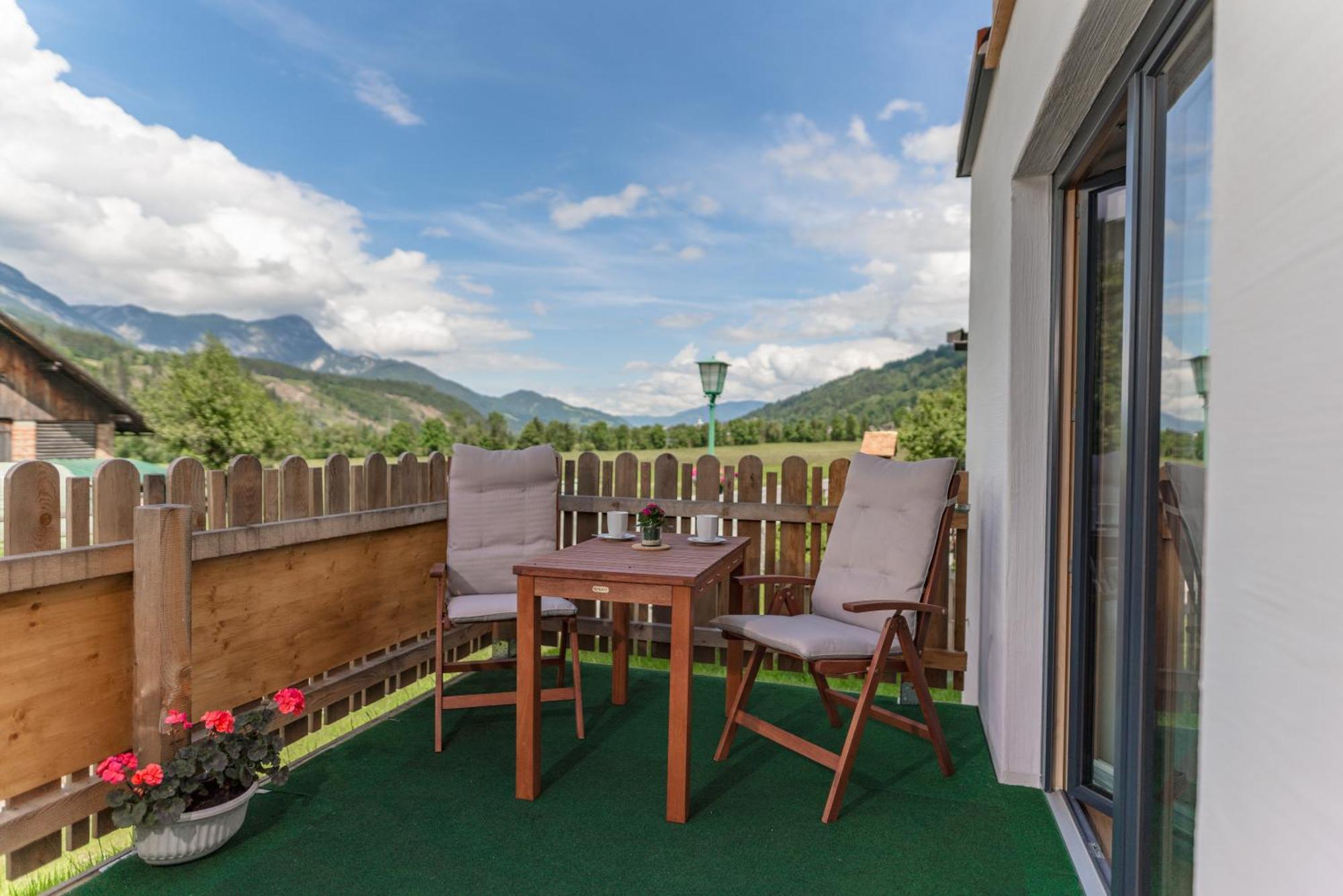 Apartments Haufhof , Haus Im Ennstal Bei Schladming エクステリア 写真