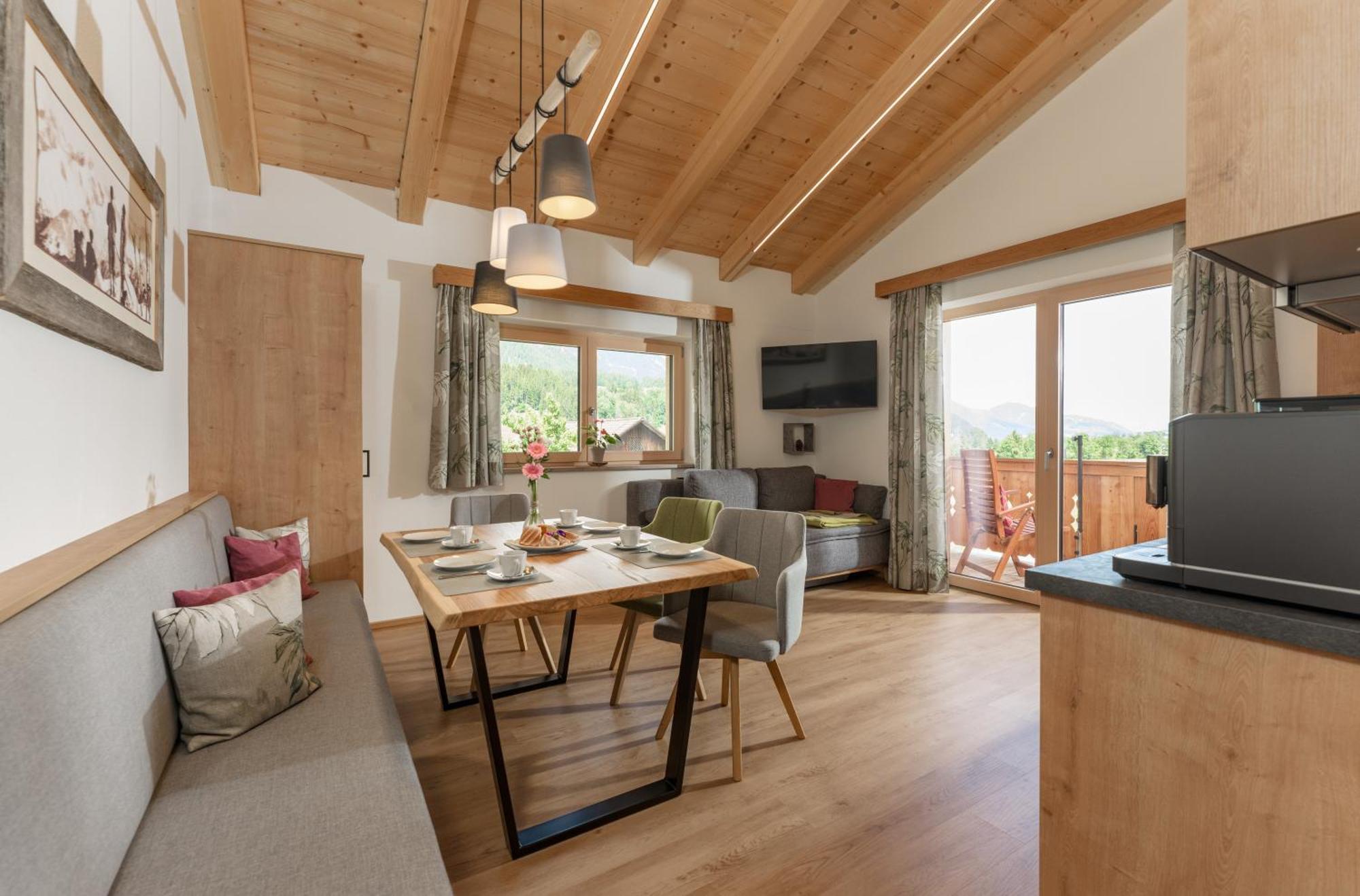 Apartments Haufhof , Haus Im Ennstal Bei Schladming エクステリア 写真