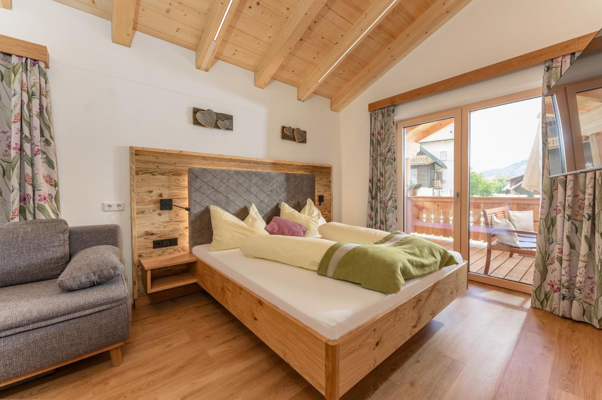 Apartments Haufhof , Haus Im Ennstal Bei Schladming エクステリア 写真